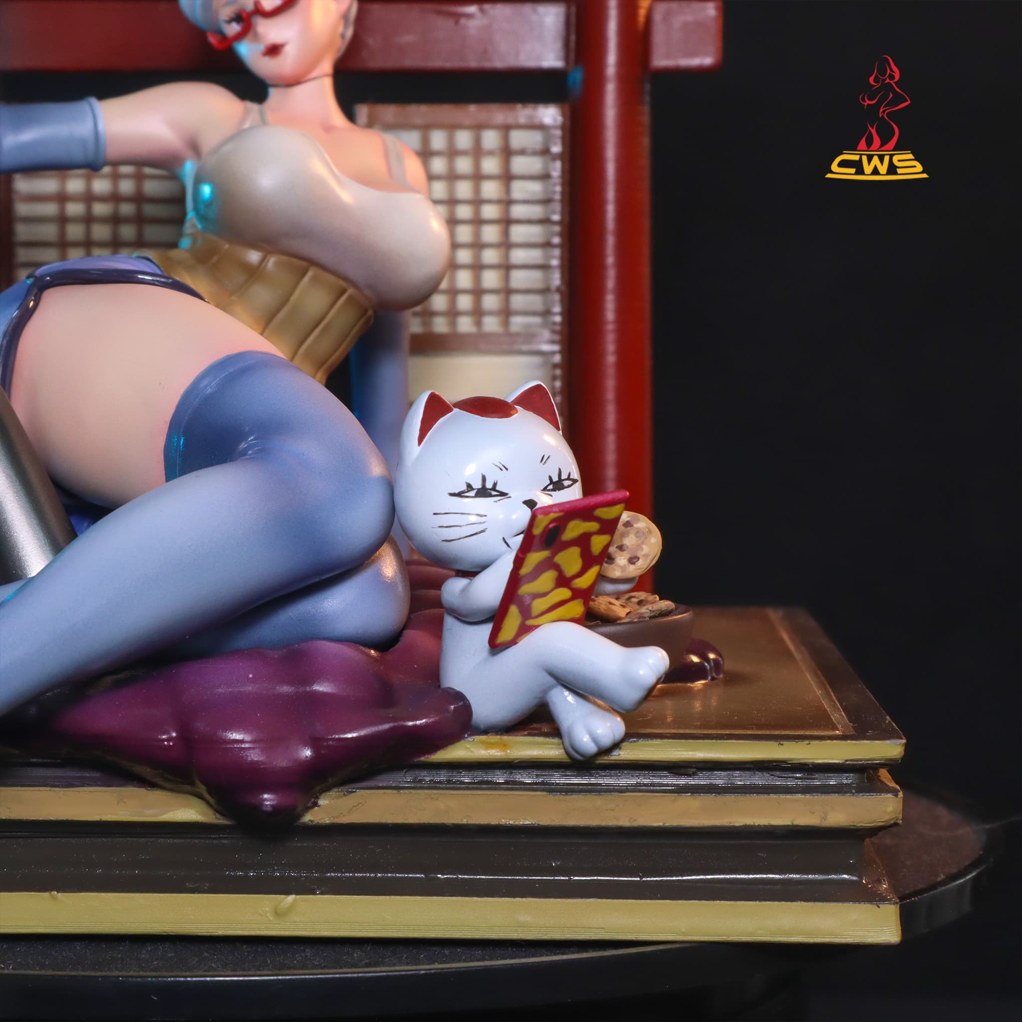 CW Studio's figure - Seiko and Turbo Granny (Dandadan)